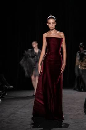 PFW - Ashi Studio Runway A model walks the runway during the Ashi Studio Haute-Couture Spring Summer 2025 show as part of Paris Fashion Week in Paris, France on January 30, 2025. Photo by Eliot Blondet ABACAPRESS.COM Paris France  Copyright: xBlondetxEliot ABACAx
