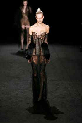 ASHI STUDIO Haute Couture spring summer 2025 Paris january 2005 ASHI STUDIO Haute Couture spring summer 2025 Paris january 2005, Credit:Zeppelin Avalon  Copyright: xZeppelinx xAvalonx 0958892306