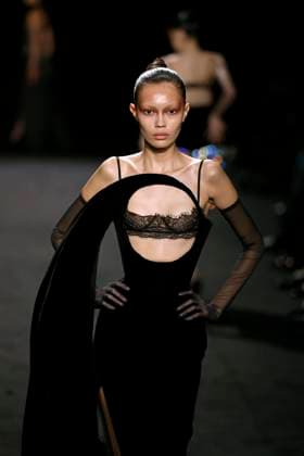 ASHI STUDIO Haute Couture spring summer 2025 Paris january 2005 ASHI STUDIO Haute Couture spring summer 2025 Paris january 2005, Credit:Zeppelin Avalon  Copyright: xZeppelinx xAvalonx 0958892535