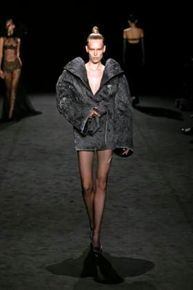 ASHI STUDIO Haute Couture spring summer 2025 Paris january 2005 ASHI STUDIO Haute Couture spring summer 2025 Paris january 2005, Credit:Zeppelin Avalon  Copyright: xZeppelinx xAvalonx 0958892553