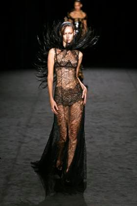 ASHI STUDIO Haute Couture spring summer 2025 Paris january 2005 ASHI STUDIO Haute Couture spring summer 2025 Paris january 2005, Credit:Zeppelin Avalon  Copyright: xZeppelinx xAvalonx 0958892582