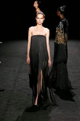 ASHI STUDIO Haute Couture spring summer 2025 Paris january 2005 ASHI STUDIO Haute Couture spring summer 2025 Paris january 2005, Credit:Zeppelin Avalon  Copyright: xZeppelinx xAvalonx 0958892819