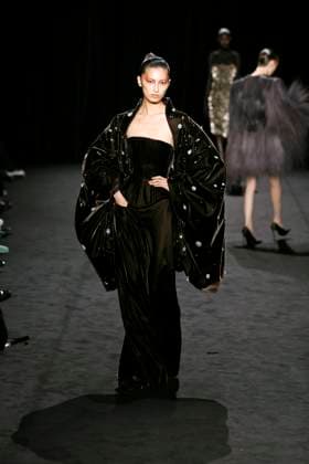 ASHI STUDIO Haute Couture spring summer 2025 Paris january 2005 ASHI STUDIO Haute Couture spring summer 2025 Paris january 2005, Credit:Zeppelin Avalon  Copyright: xZeppelinx xAvalonx 0958892899