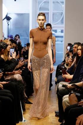 Peet Dullaert Haute Couture spring summer 2025 Paris january 2005 Peet Dullaert Haute Couture spring summer 2025 Paris january 2005, Credit:Zeppelin Avalon  Copyright: xZeppelinx xAvalonx 0958961532