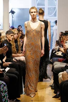 Peet Dullaert Haute Couture spring summer 2025 Paris january 2005 Peet Dullaert Haute Couture spring summer 2025 Paris january 2005, Credit:Zeppelin Avalon  Copyright: xZeppelinx xAvalonx 0958962393
