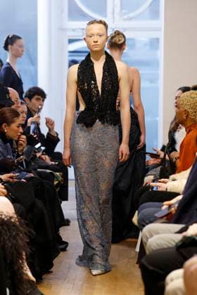 Peet Dullaert Haute Couture spring summer 2025 Paris january 2005 Peet Dullaert Haute Couture spring summer 2025 Paris january 2005, Credit:Zeppelin Avalon  Copyright: xZeppelinx xAvalonx 0958962661