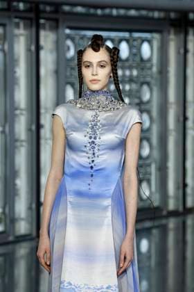 Maison Sara Chraibi Haute Couture spring summer 2025 Paris january 2005 Maison Sara Chraibi Haute Couture spring summer 2025 Paris january 2005, Credit:Zeppelin Avalon  Copyright: xZeppelinx xAvalonx 0959007668