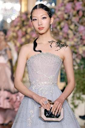 Miss Sohee Haute Couture spring summer 2025 Paris january 2005 Miss Sohee Haute Couture spring summer 2025 Paris january 2005, Credit:Zeppelin Avalon  Copyright: xZeppelinx xAvalonx 0958995927