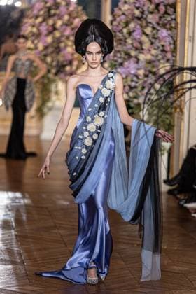 PFW Miss Sohee Runway NB A model walks the runway during the Yuima Nakazato Haute Couture Spring-Summer 2025 show as part of Paris Fashion Week on January 30, 2025 in Paris, France. Photo by Nasser Berzane ABACAPRESS.COM Paris France  Copyright: xBerzanexNasser ABACAx