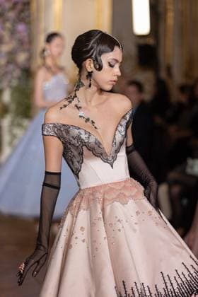 PFW Miss Sohee Runway NB A model walks the runway during the Yuima Nakazato Haute Couture Spring-Summer 2025 show as part of Paris Fashion Week on January 30, 2025 in Paris, France. Photo by Nasser Berzane ABACAPRESS.COM Paris France  Copyright: xBerzanexNasser ABACAx