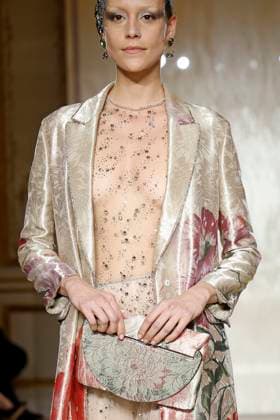 GIORGIO ARMANI PRIVE Haute Couture spring summer 2025 Paris january 2005 GIORGIO ARMANI PRIVE Haute Couture spring summer 2025 Paris january 2005, Credit:Zeppelin Avalon  Copyright: xZeppelinx xAvalonx 0959151114
