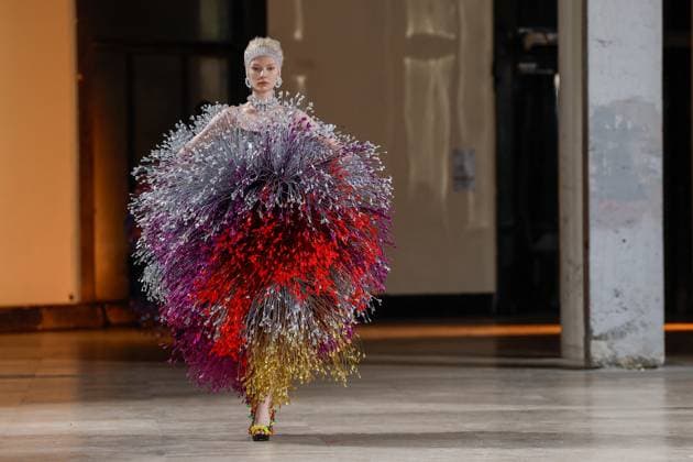 Défilé Germanier au Palais de Tokyo Collection Haute Couture Printemps Eté 2025 lors de la Fashion Week de Paris PFW Défilé Germanier au Palais de Tokyo Collection Haute Couture Printemps Eté 2025 lors de la Fashion Week de Paris PFW , France, January 30, 2025 Germanier fashion show at Palais de Tokyo Spring Summer 2025 Haute Couture collection during Paris Fashion Week PFW , France, January 30, 2025 Paris France  Copyright: xAgencex xBestimagexAgencex xBestimagex