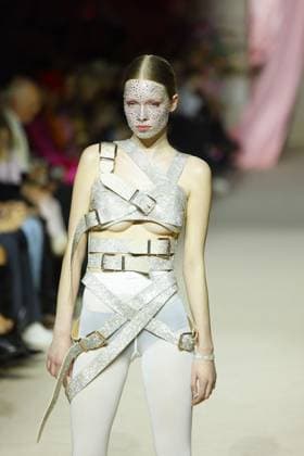 Models auf dem Laufsteg bei der Marina Hoermanseder Modenschau am 31.01.2025 im Rahmen der Fashion Week 2025 in Berlin Fashion Week Berlin - Marina Hoermanseder Modenschau