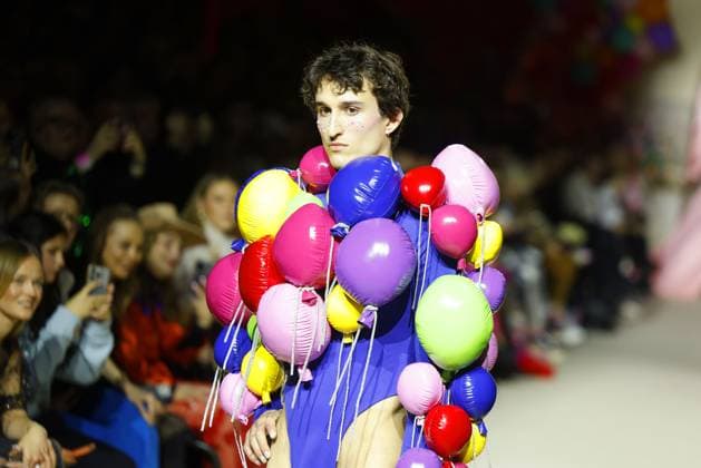 Entertainment Bilder des Tages Models auf dem Laufsteg bei der Marina Hoermanseder Modenschau am 31.01.2025 im Rahmen der Fashion Week 2025 in Berlin Fashion Week Berlin - Marina Hoermanseder Modenschau