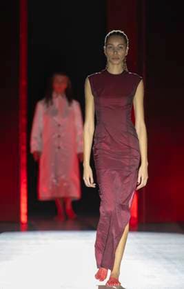 Fashion in Motion: Eden Loweth x Maggi Hambling at the V&A, London, UK, on 31st Jan, 2025 V&A, London, UK. 31st Jan, 2025. Fashion in Motion: Eden Loweth x Maggi Hambling. Free catwalk shows present an evocative new collection created by designer Eden Loweth in response to artist Maggi Hambling™s work. The showcase bring together the dynamism of Hambling s paintings with the individuality of Loweth s designs to reflect the shared rebellious spirit underpinning both their creative processes. Maggi Hambling is regarded as one of the UK™s greatest artists, and her work is held in public collections around the world. Eden Loweth gained renown as a co-founder of ART SCHOOL, a genderless fashion label that centred queer identity in the design  Copyright: xMalcolmxParkx xAvalonx 0959180155