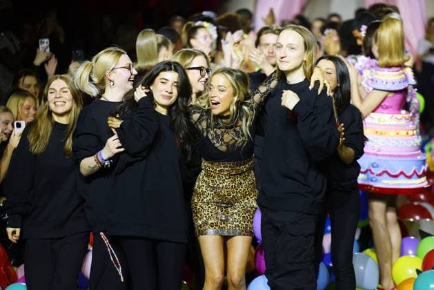 Marina Hoermanseder und Models auf dem Laufsteg bei ihrer Modenschau am 31.01.2025 im Rahmen der Fashion Week 2025 in Berlin Fashion Week Berlin - Marina Hoermanseder Modenschau