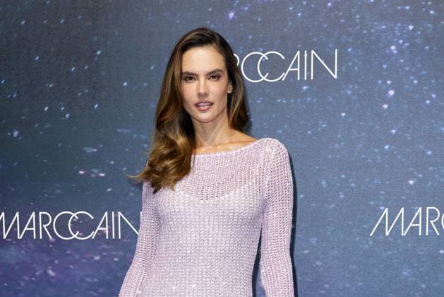 Alessandra Ambrosio bei der Marc Cain - Parallel Universe - Modenschau am 31.01.2025 im Rahmen der Fashion Week Berlin im Kraftwerk in Berlin Fashion Week Berlin 2025 - Marc Cain Show