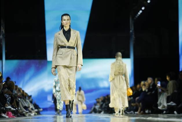 Models auf dem Laufsteg bei der Marc Cain - Parallel Universe - Modenschau am 31.01.2025 im Rahmen der Fashion Week Berlin im Kraftwerk in Berlin Fashion Week Berlin 2025 - Marc Cain Show