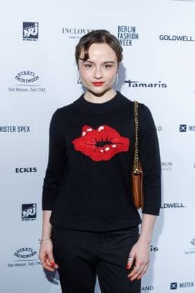 Berlin Fashion Week - Killian Kerner Lena Urzendowsky bei der Kilian Kerner Fashion Show im Rahmen der Berlin Fashion Week in der Uber Eats Music Hall am 31.01.2025 in Berlin Copyright: xEventpressxKochanx