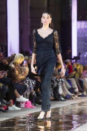 Celine Bethmann auf dem Catwalk bei der Fashion Show von Marc Cain am 31. Januar 2024 im Kraftwerk Berlin in Berlin. Berlin Deutschland