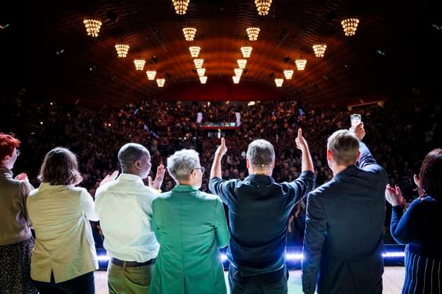 News Themen der Woche KW05 Robert Habeck (Buendnis 90 Die Gruenen), Bundesminister fuer Wirtschaft und Klimaschutz und Vizekanzler, auf Wahlkampf Tour durch Deutschland im Winterwahlkampf zur Bundestagswahl 2025 hier in Münster, 01.02.2025. Münster Deutschland *** Robert Habeck Buendnis 90 Die Gruenen , Federal Minister for Economic Affairs and Climate Protection and Vice Chancellor, on campaign tour through Germany in the winter election campaign for the 2025 federal election here in Münster, 01 02 2025 Münster Germany Copyright: xDominikxButzmannx