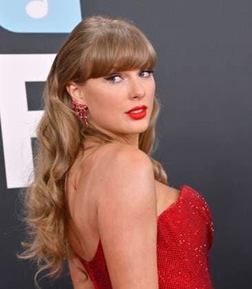 Taylor Swift arrives for the 67th Annual Grammy Awards at Crypto.com Arena in Los Angeles on February 2, 2025. The awards ceremony will honor the best recordings. compositions, and artists from September 16, 2023, to August 30. 2024, as chosen by the members of the Recording Academy.  LAP20250202208 JIMxRUYMEN