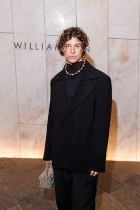 Berlin Fashion Week - 10 Year Anniversary William Fan Fred Rabe (Giant Rooks) bei der 10 Year Anniversary William Fan Fashion Show im Rahmen der Berlin Fashion Week Herbst Winter 2025 in der Philharmonie am 03.02.2025 in Berlin. Copyright: xEventpressxKochanx