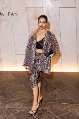 Berlin Fashion Week - 10 Year Anniversary William Fan Daria Riya Dashi bei der 10 Year Anniversary William Fan Fashion Show im Rahmen der Berlin Fashion Week Herbst Winter 2025 in der Philharmonie am 03.02.2025 in Berlin. Copyright: xEventpressxKochanx