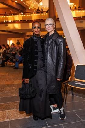 Berlin Fashion Week - 10 Year Anniversary William Fan Lindiwe Suttle und Christiane Arp bei der 10 Year Anniversary William Fan Fashion Show im Rahmen der Berlin Fashion Week Herbst Winter 2025 in der Philharmonie am 03.02.2025 in Berlin. Copyright: xEventpressxKochanx