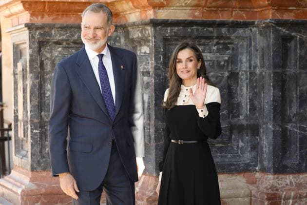 Entertainment Themen der Woche KW06 Spanisches Königspaar Felipe und Letizia besuchen Caravaca de la Cruz The King and Queen visit Caravacas de la Cruz Murcia on the occasion of the celebration of its Jubilee Year in 2024 King Felipe VI and Queen Letizia visit Caravaca de la Cruz, on February 6, 2025, in Caravaca de la Cruz, Murcia Spain The Jubilee Year of Caravaca de la Cruz closed in 2024 with more than 800 000 visitors, a 60 percent increase over 2017, and an economic impact on the Region of Murcia that exceeded 200 million euros 06 FEBRUARY 2025 Caravaca de la Cruz Murcia Caravaca de la Cruz Murcia Spain.  Copyright: xEduxBotellax 6501677