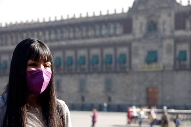 Mexiko, Pressetermin mit Maria Elena Rios in Mexiko-Stadt Saxophonist Maria Elena Rios was interviewed by the media in the main square Zocalo where she spoke about the evasion of justice by her attacker Juan Antonio Vera Carrizal. on February 6, 2025 in Mexico City, Mexico. Mexico City Mexico - ZUMAe321 20250206_zia_e321_001 Copyright: xLuisxBarronx