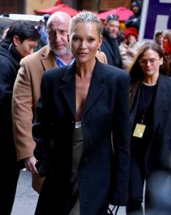 NYFW - Calvin Klein Arrivals Kate Moss attends the Calvin Klein show during the New York fashion week in Midtown, New York on February 7, 2025. Photo by Dylan Travis ABACAPRESS.COM New York City NY United Arab Emirates  Copyright: xDylanxTravis ABACAx