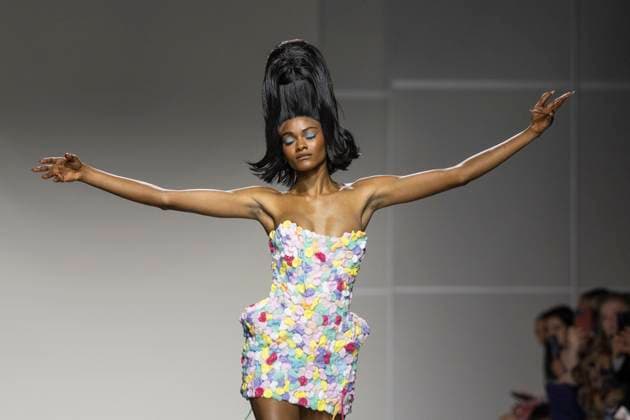 Christian Cowan runway show during New York Fashion Week Fall Winter 2025 Model walks runway during Christian Cowan show at New York Fashion Week Fall Winter 2025 at Glasshouse in New York. New collection by designer Cowan was inspired and is tribute to Abbie McLaughlin who passed away in 2024. New York New York United States Copyright: LevxRadin