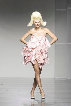Christian Cowan runway show during New York Fashion Week Fall Winter 2025 Model walks runway during Christian Cowan show at New York Fashion Week Fall Winter 2025 at Glasshouse in New York. New collection by designer Cowan was inspired and is tribute to Abbie McLaughlin who passed away in 2024. New York New York United States Copyright: LevxRadin