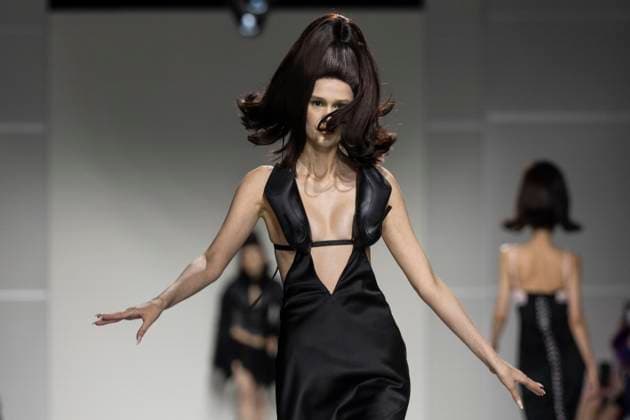 Christian Cowan runway show during New York Fashion Week Fall Winter 2025 Model walks runway during Christian Cowan show at New York Fashion Week Fall Winter 2025 at Glasshouse in New York. New collection by designer Cowan was inspired and is tribute to Abbie McLaughlin who passed away in 2024. New York New York United States Copyright: LevxRadin