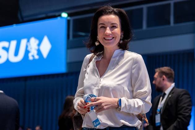 CSU - Kleiner Parteitag Parteiausschuss, Nürnberg, 08.02.2025 Dorothee Bär (MdB) wird bei einem Wahlsieg als zukünfige Ministerin gehandelt. Nürnberg Dutzendteich Bayern Deutschland *** CSU Small Party Conference Party Committee, Nuremberg, 08 02 2025 Dorothee Bär MdB is being considered as a future minister if she wins the election Nuremberg Dutzendteich Bavaria Germany 20250208-6V2A8383-M4000