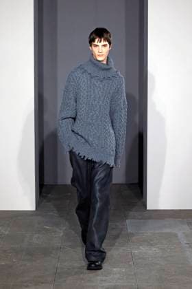 Simkhai Ready to wear fall winter 2025 26 NEW YORK February 2025 Simkhai Ready to wear fall winter 2025 26 NEW YORK February 2025, Credit:Zeppelin Avalon  Copyright: xZeppelinx xAvalonx 0961295300