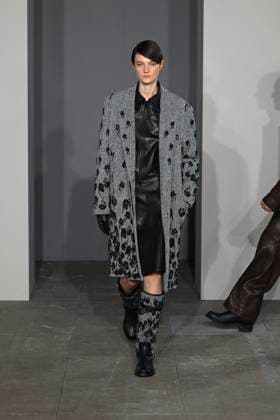Simkhai Ready to wear fall winter 2025 26 NEW YORK February 2025 Simkhai Ready to wear fall winter 2025 26 NEW YORK February 2025, Credit:Zeppelin Avalon  Copyright: xZeppelinx xAvalonx 0961295402