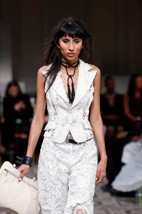 Kim Shui Ready to wear fall winter 2025 26 NEW YORK February 2025 Kim Shui Ready to wear fall winter 2025 26 NEW YORK February 2025, Credit:Zeppelin Avalon  Copyright: xZeppelinx xAvalonx 0961292746