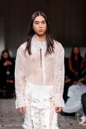 Kim Shui Ready to wear fall winter 2025 26 NEW YORK February 2025 Kim Shui Ready to wear fall winter 2025 26 NEW YORK February 2025, Credit:Zeppelin Avalon  Copyright: xZeppelinx xAvalonx 0961292770