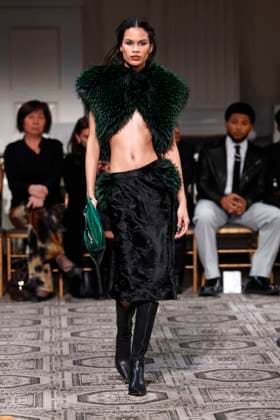 Kim Shui Ready to wear fall winter 2025 26 NEW YORK February 2025 Kim Shui Ready to wear fall winter 2025 26 NEW YORK February 2025, Credit:Zeppelin Avalon  Copyright: xZeppelinx xAvalonx 0961292894