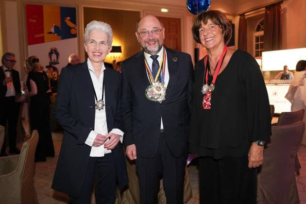 75. Verleihung des Ordens WIDER DEN TIERISCHEN ERNST in Aachen Marie-Agnes Strack-Zimmermann gemeinsam mit Martin Schulz und Ulla Schmidt bei der 75. Verleihung des Ordens WIDER DEN TIERISCHEN ERNST , Aachen, 08.02.2025 Aachen NRW Deutschland