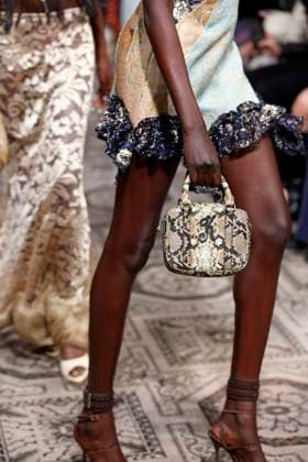 Kim Shui Ready to wear fall winter 2025 26 NEW YORK February 2025 Kim Shui Ready to wear fall winter 2025 26 NEW YORK February 2025, Credit:Zeppelin Avalon  Copyright: xZeppelinx xAvalonx 0961294342