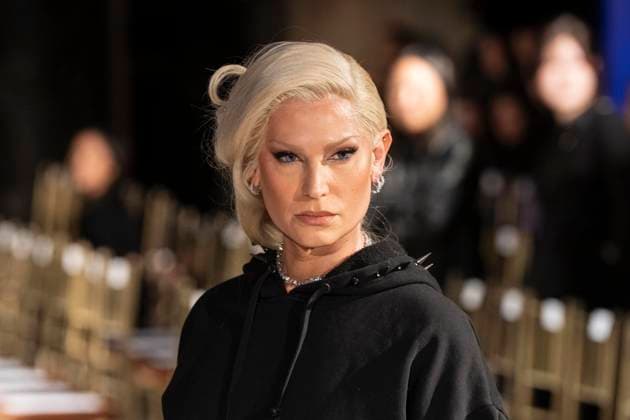 February 8, 2025, New York, New York, USA: Phillipe Blond walks runway during rehearsal for The Blonds show during New York Fashion Week Fall Winter 2025 at The FiDi Banking Hall in New York on February 8, 2025 New York USA - ZUMAr339 20250208_znp_r339_052 Copyright: xLevxRadinx