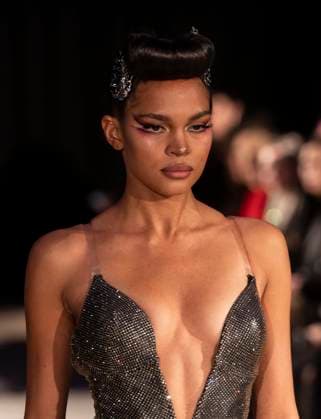 February 8, 2025, New York, New York, USA: Model walks runway for The Blonds show during New York Fashion Week Fall Winter 2025 at The FiDi Banking Hall in New York on February 8, 2025 New York USA - ZUMAr339 20250208_znp_r339_060 Copyright: xLevxRadinx