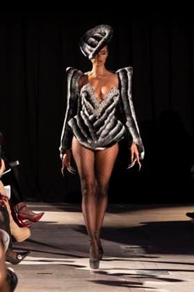 February 8, 2025, New York, New York, USA: Model walks runway for The Blonds show during New York Fashion Week Fall Winter 2025 at The FiDi Banking Hall in New York on February 8, 2025 New York USA - ZUMAr339 20250208_znp_r339_068 Copyright: xLevxRadinx