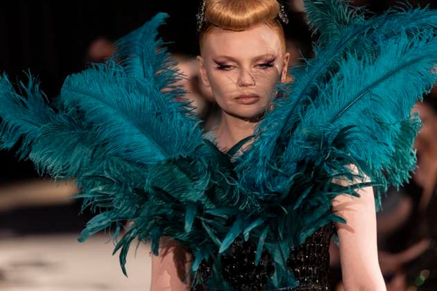 February 8, 2025, New York, New York, USA: Model walks runway for The Blonds show during New York Fashion Week Fall Winter 2025 at The FiDi Banking Hall in New York on February 8, 2025 New York USA - ZUMAr339 20250208_znp_r339_089 Copyright: xLevxRadinx