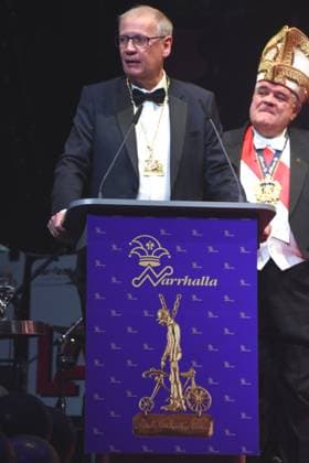 Guenther Jauch Moderator Karl Valentin Orden Preistraeger Guenther Grauer Narrhalla Praesident Muenchen 08.02.2025 Deutsches Theater Grosser Narrhalla Ball SoirÃ e mit Verleihung des Karl Valentin Orden an Guenther Jauch, Moderator, Journalist Produzent Muenchen