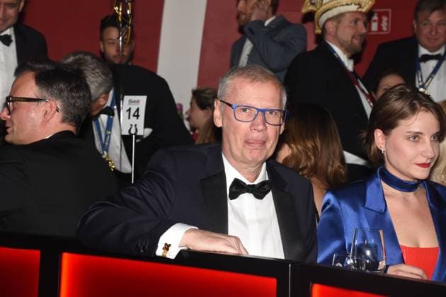 Guenther Jauch Moderator Karl Valentin Orden Preistraeger Mona Meiller Muenchen 08.02.2025 Deutsches Theater Grosser Narrhalla Ball SoirÃ e mit Verleihung des Karl Valentin Orden an Guenther Jauch, Moderator, Journalist Produzent Muenchen