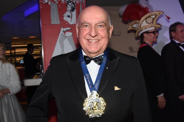 Dr Axel Munz Angermaier Tracht Muenchen 08.02.2025 Deutsches Theater Grosser Narrhalla Ball SoirÃ e mit Verleihung des Karl Valentin Orden an Guenther Jauch, Moderator, Journalist Produzent Muenchen